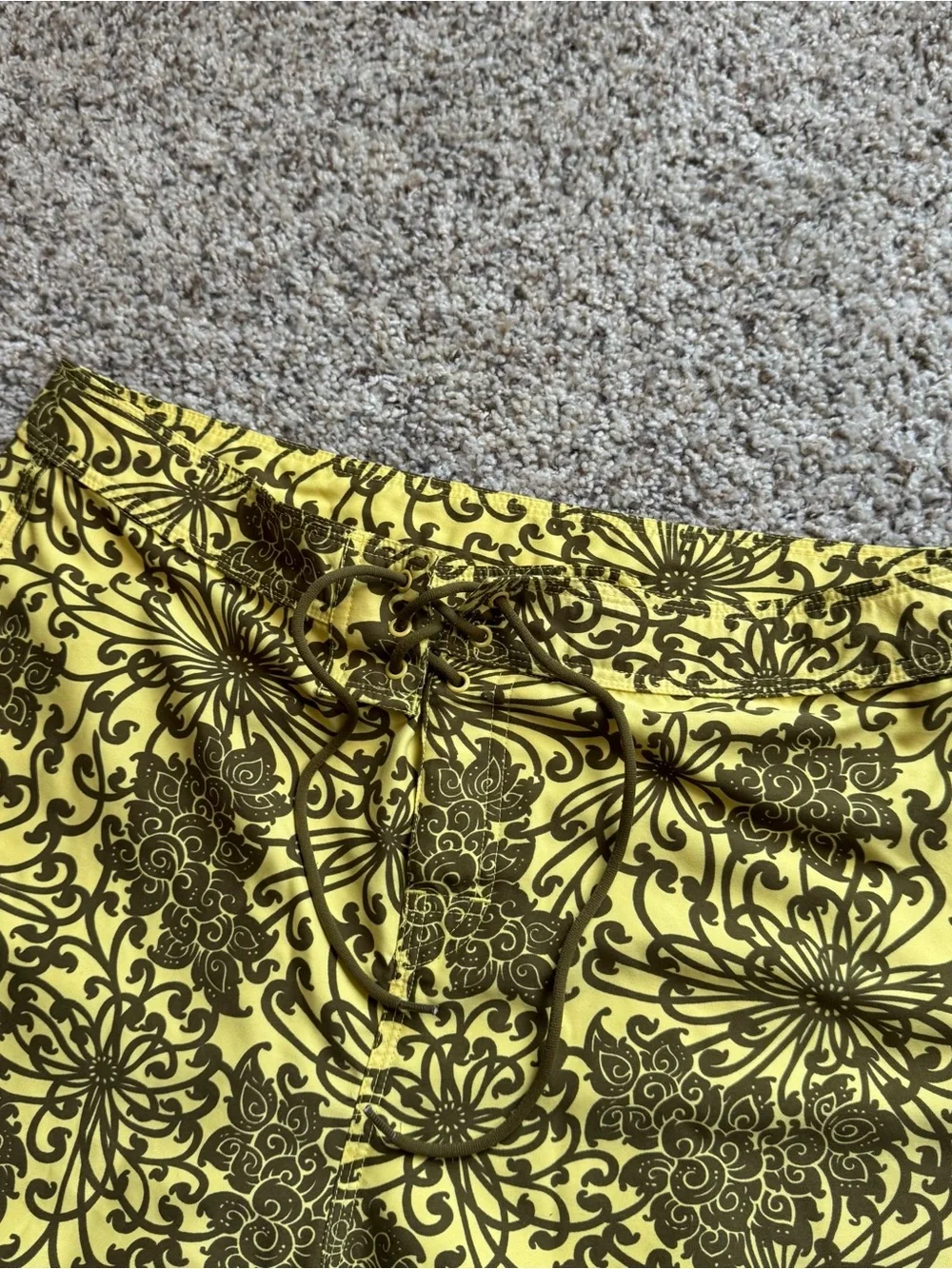 Vintage ACE Board Shorts Mens Yellow Floral Swim Trunks Y2K Outdoor Surf 32